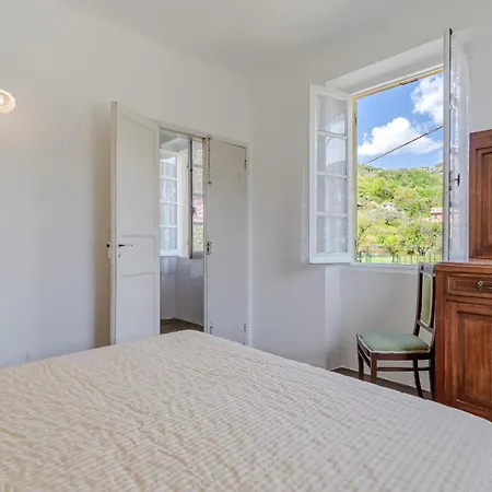 Nyaraló 3 Bedroom Pet Friendly In Terrile Uscio