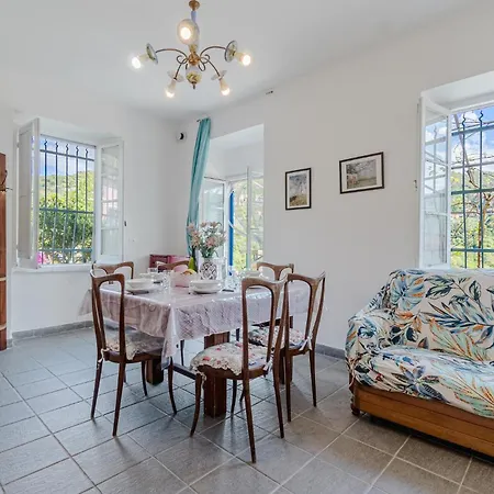3 Bedroom Pet Friendly In Terrile Nyaraló *