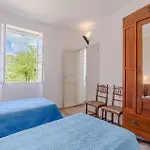 3 Bedroom Pet Friendly In Terrile * Uscio