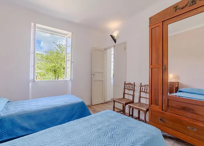 3 Bedroom Amazing In Terrile * Uscio