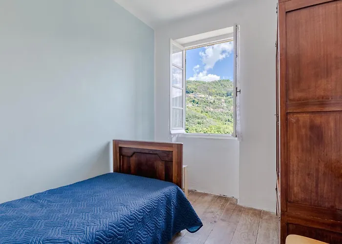 3 Bedroom Amazing In Terrile Semesterbostad