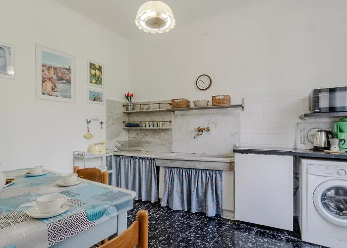 3 Bedroom Amazing In Terrile *