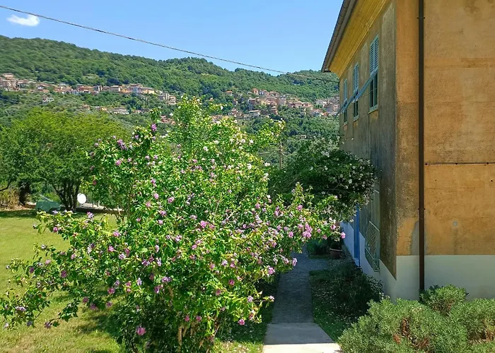 3 Bedroom Amazing In Terrile *